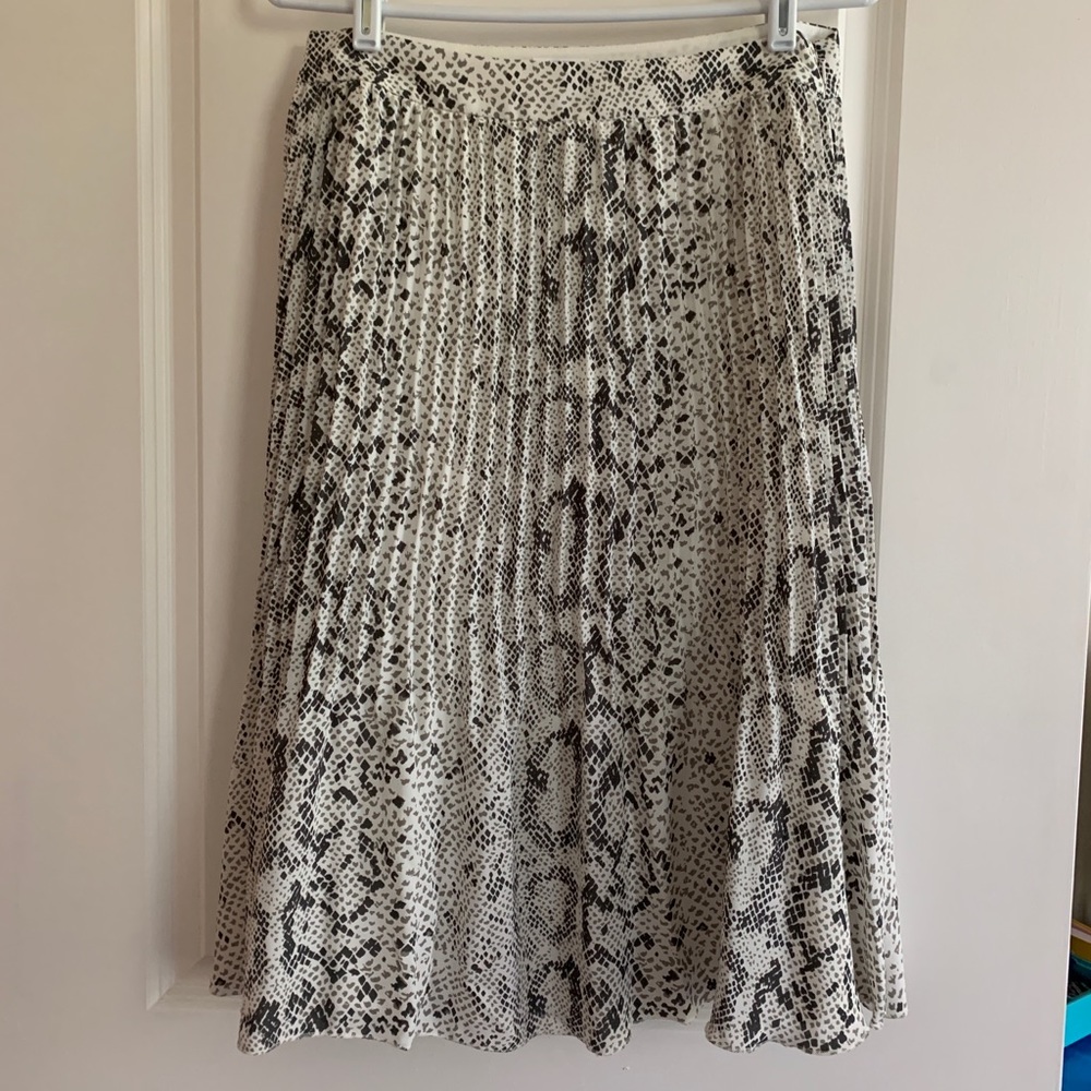 Snake skin print skirt